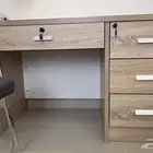 كرسي مكتب