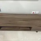 طاولة تلفزيون