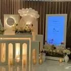 شاشات عملاقة