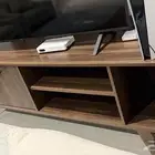 طاولة تلفزيون