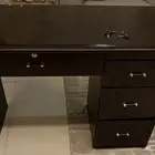 طاولة مكتبية بني كلاسيك