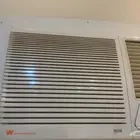 مكيف شبه جديد قليل الاستعمال 700