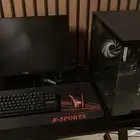 للبيع بي سي INFINIARC Cube Pro مستعمل مع شاشة وكيبورد وماوس