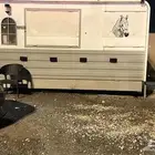 للبيع فود ترك بملحقاته .