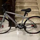 دراجة رياضية شبه جديدة