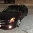 التيما للبيع 2009 نظيييف او البدل المناسب سياره عائليه