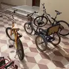 ثلاث سياكل للبيع