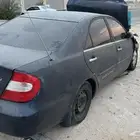للبيع كامري 2004 قطع غيار فقط
