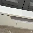 طاولة تلفزيون