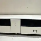 طاولة تلفزيون