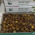 نوعين تمر متوفر توه واصل من القصيم