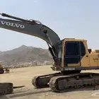 بوكلين لقص الأراضي وشغل الحجر ودفان سواق محترف