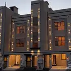 للبيع شقق علويه بحى الراقى خميس مشيط على شارع 25 م