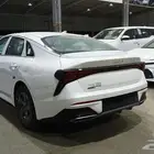 كيا k5 استاندر 2500 cc جديده ب95000 بالضريبه