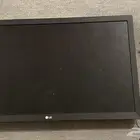 شاشة قيمنق LG للبيع