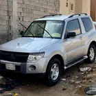 باجيرو 2باب مكينه 6 سلندر الصغيره دبل شغال ممشي متين وخمس