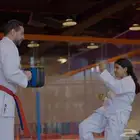 مدرب كاراتيه ودفاع عن النفس