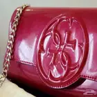 Guess Korry Patent Crossbody Clutch Bagشنطة