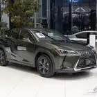 لكزس UX 200 2023 - أخضر (زيتي) للبيع 170 ألف كاش