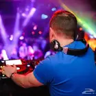 ديجيه وتأجير سماعات ومكرفونات وبروجكتور رجالي ونسائي