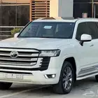 تويوتا لاندكروزر 2022 GXR (بحالة ممتازة)