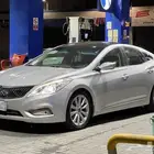 ازيرا 2015 فل كامل ممشى قليل نظيفه جدا