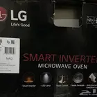 شبه الجديد LG 42 لتر ميكروويف