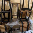 طاولات و كراسي