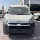 تويوتا باص بضاعة سقف عالي باب منفصل موديل 2026 ديزل