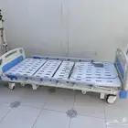 سرير طبي وكراسي مجانا