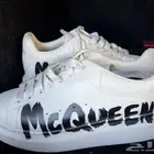 شوز الكساندر ماكوين للبيع