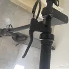 سكوتر كهربائي واقف قابل للطي ويمكن تخزينه بسهولة