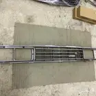 شبك أمامي ددسن 80-83 مستخدم