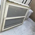 شباك  المونيوم مستخدم ولكن سليم مية بالمية