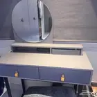 تسريحه مع كرسي