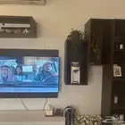 طاولة ديكوريه تلفزيون
