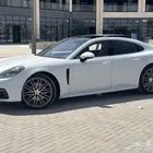 PORSCHE Panamera 4s