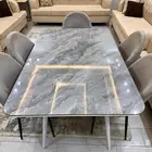 طاولة طعام