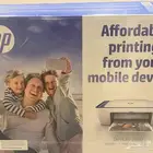 طابعهhp نضيفه جدا  لم تستخدم الا مره وحده