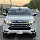 ايسوزو ام يو اكس MUX 2023