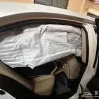 لكزس ارنوب 250 is مصدومة2015 واللوحه خارج البيعه