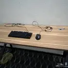طاولة بي سي مكتب