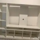 طاوله تلفزيون مع خزائن من ايكيا