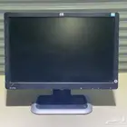 للبيع شاشات كمبيوتر مكتبي متنوعه