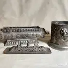 جرة فضيه و حامل زجاج