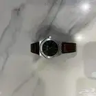 ساعة جلد