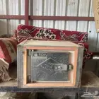 للبيع ثلاجة التاج نضيفة وعلى الشرط