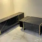 طاولة للبيع