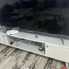طاوله وكنب ودولاب ملابس واثنين كراسي