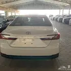 كامري 2025 E استاندرد مطور بنزين لون ابيض